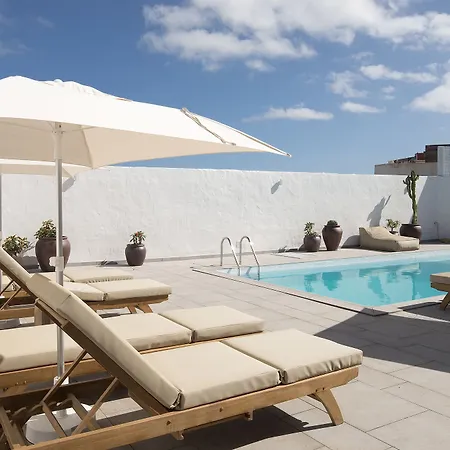 Luxury With Heated Pool Iii - Adults Only Apartment *